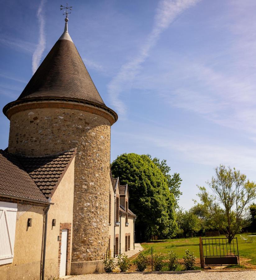 Le Petit Chateau Baye  Bagian luar foto