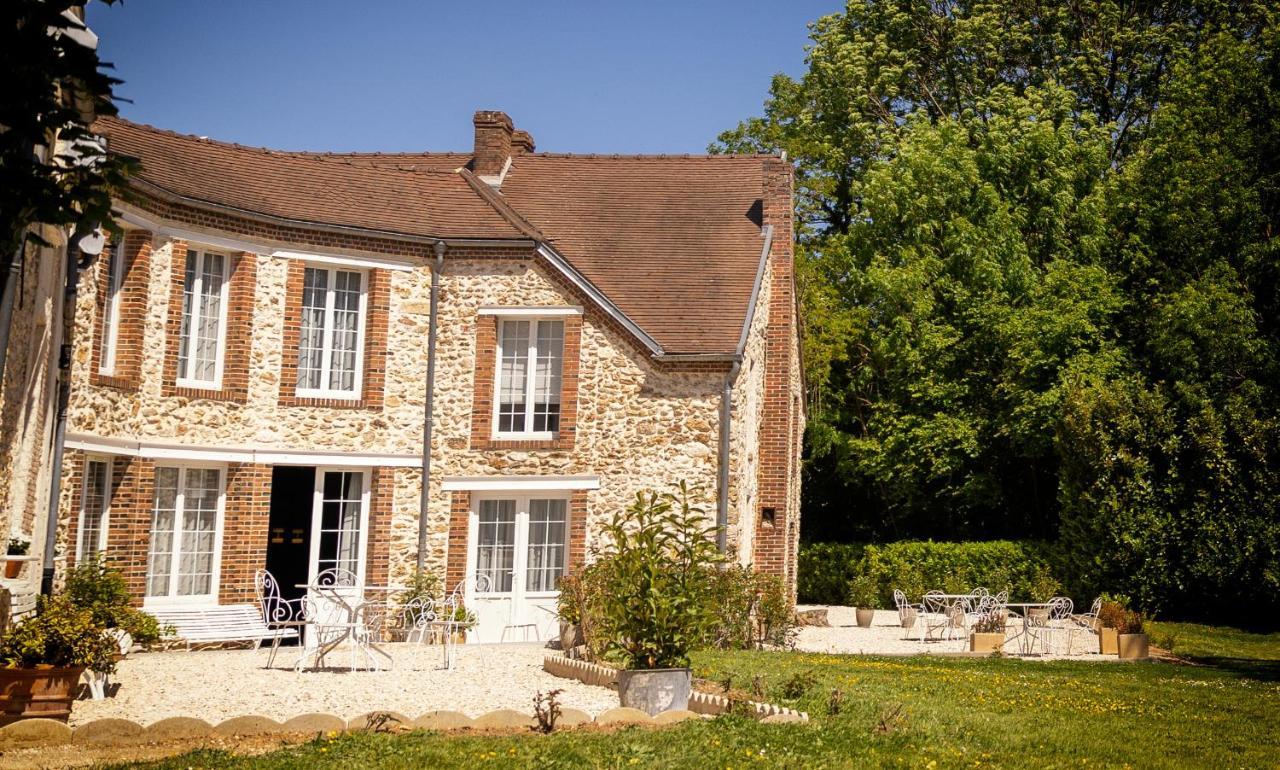 Le Petit Chateau Baye  Bagian luar foto