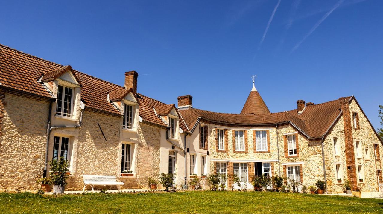 Le Petit Chateau Baye  Bagian luar foto
