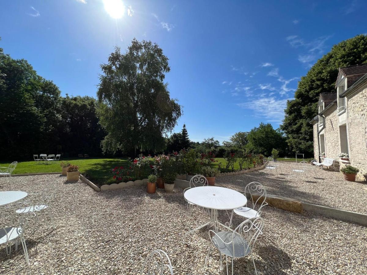 Le Petit Chateau Baye  Bagian luar foto