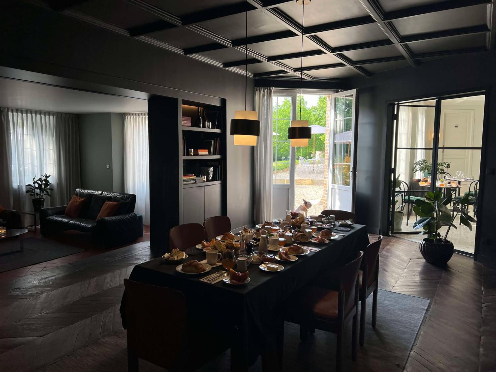 Le Petit Chateau Baye  Bagian luar foto